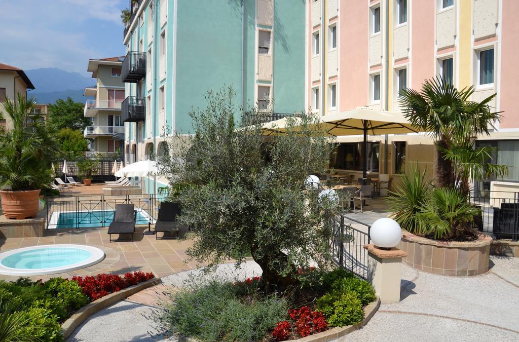 Hotel Leon D'Oro Rovereto  Exterior foto